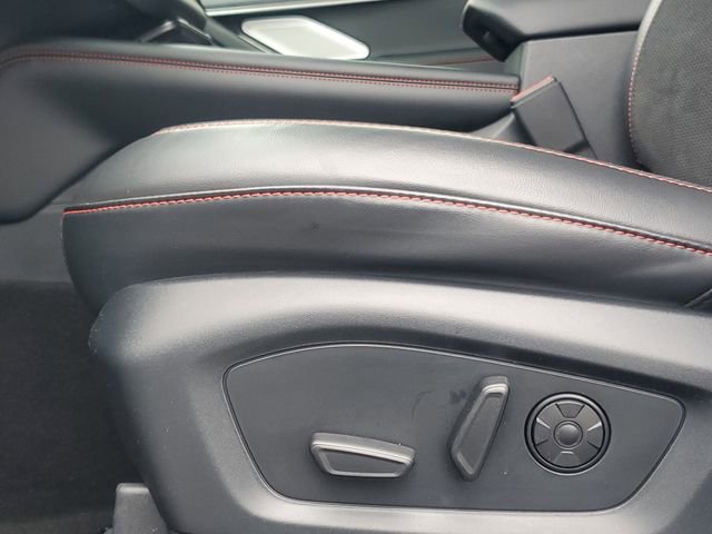 Used 2025 Ford Explorer ST image 15