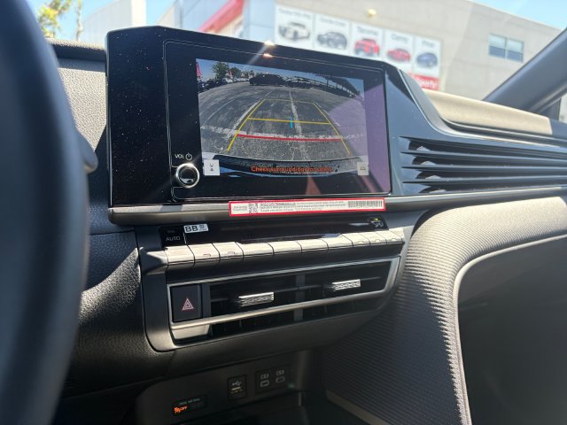 New 2026 Toyota Camry SE w/ Convenience Package FWD image 21