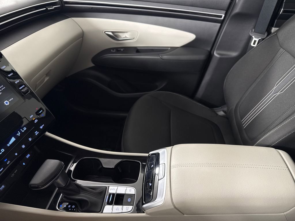 Certified 2024 Hyundai Tucson SEL FWD image 21