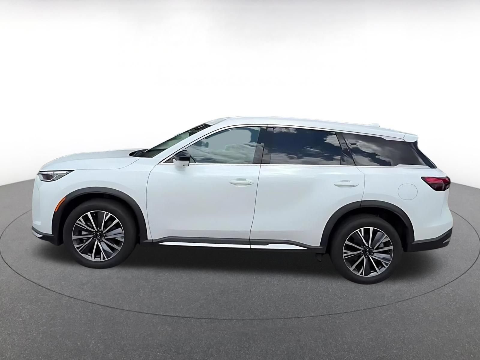 Used 2026 INFINITI QX60 Luxe AWD/4WD image 9