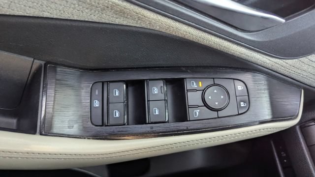 Used 2021 Nissan Rogue SV AWD/4WD image 29