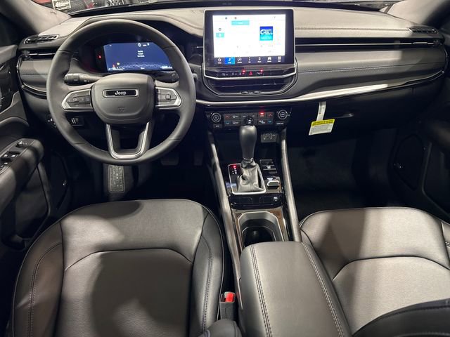 New 2025 Jeep Compass Limited w/ High Altitude Package image 17