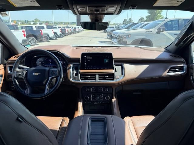 Used 2022 Chevrolet Suburban High Country w/ Max Trailering Package AWD/4WD image 6