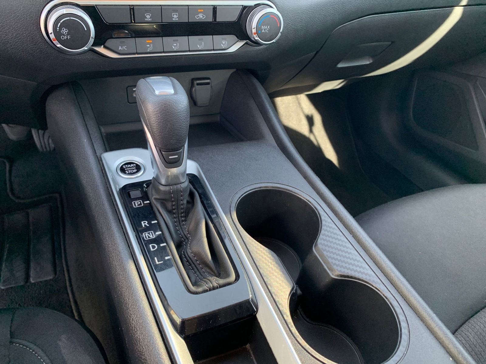 Used 2025 Nissan Altima 2.5 SV image 40