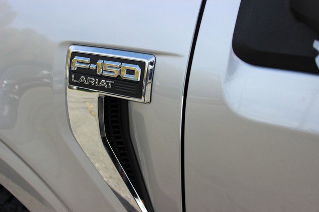 Used 2022 Ford F150 Lariat w/ Equipment Group 502A High image 6