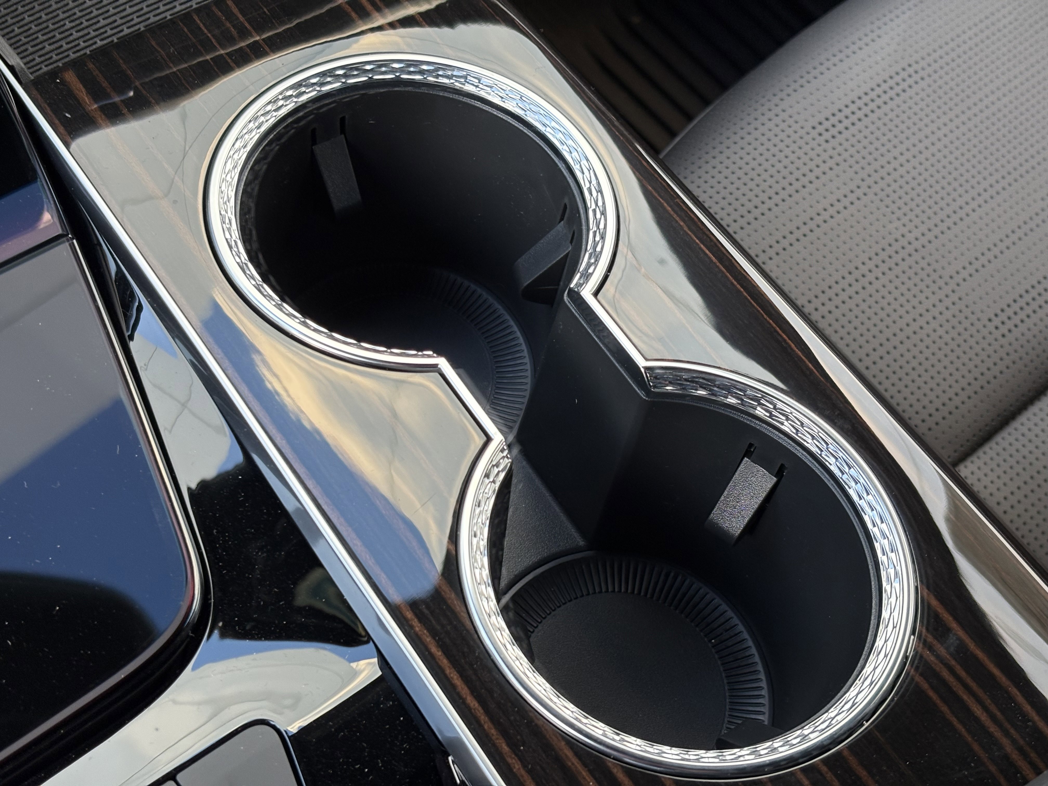 New 2026 Cadillac Escalade Luxury image 32