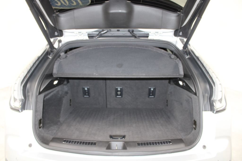 Used 2021 Cadillac XT4 Sport FWD image 13