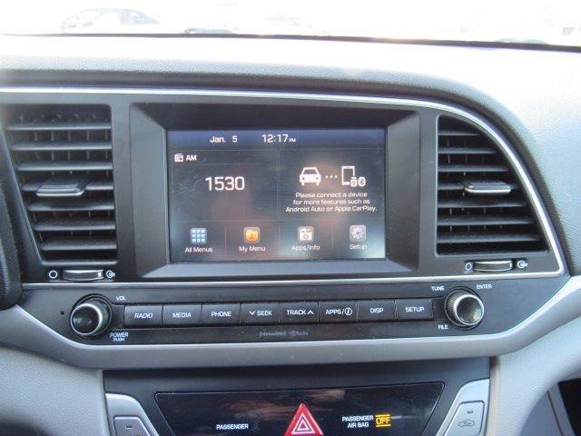 Used 2018 Hyundai Elantra SEL FWD image 17