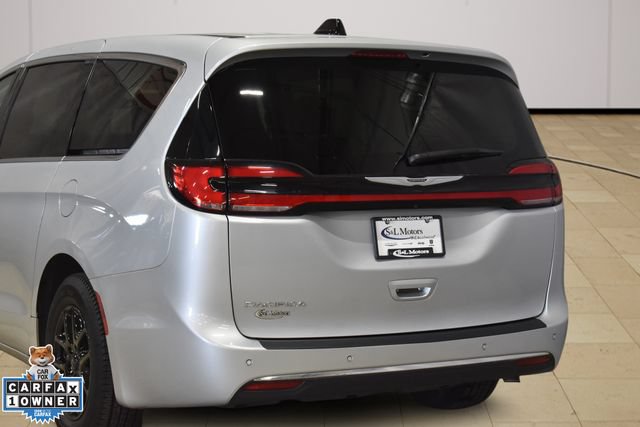 Certified 2024 Chrysler Pacifica Touring-L FWD image 36