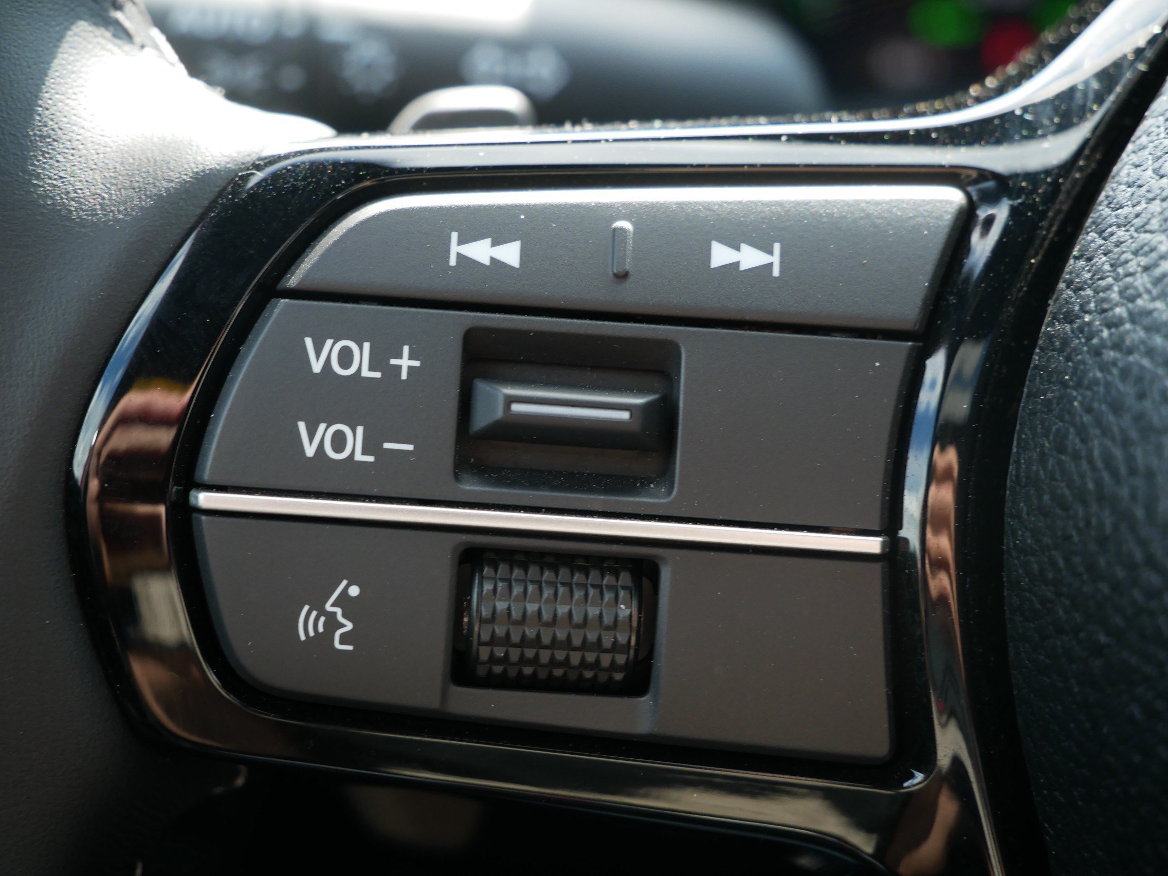 Certified 2025 Honda Civic Sport Touring image 30