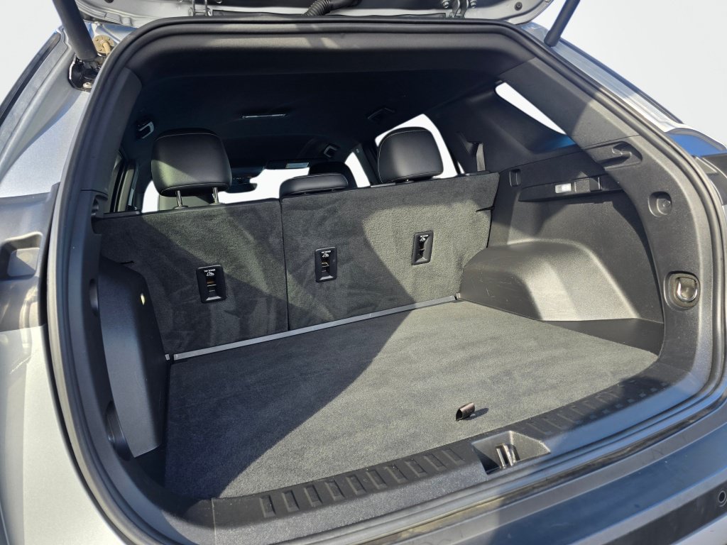 Used 2025 Chevrolet Equinox LT w/ Convenience Package II FWD image 22