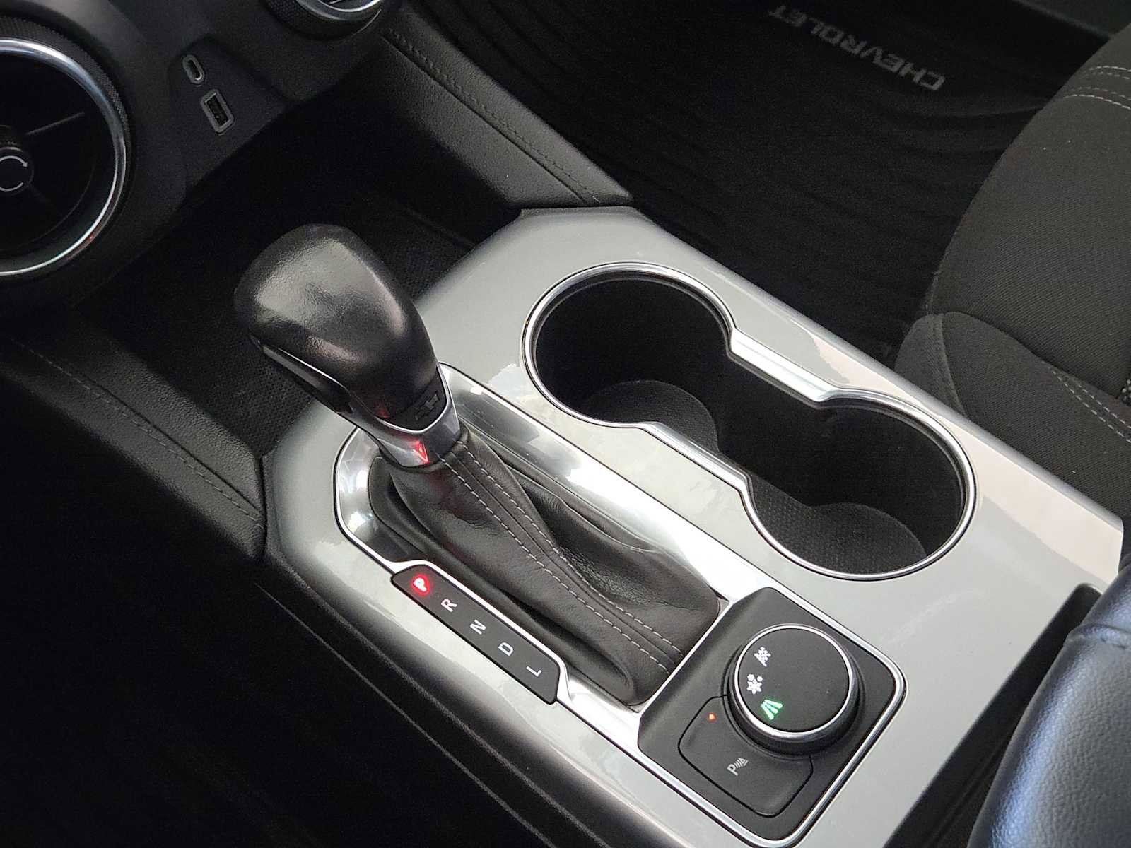 Used 2020 Chevrolet Blazer LT image 20