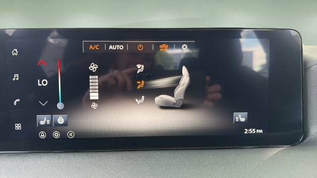New 2027 Nissan Sentra SV w/ SV Convenience Package FWD image 33