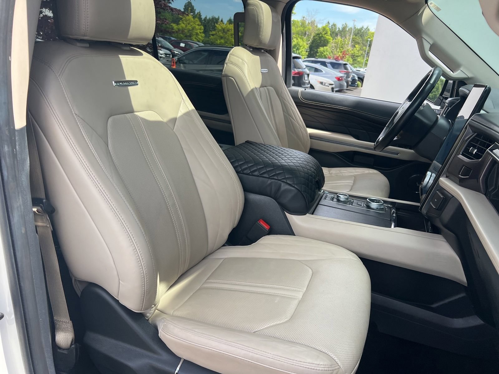 Used 2022 Ford Expedition Max Platinum AWD/4WD image 48