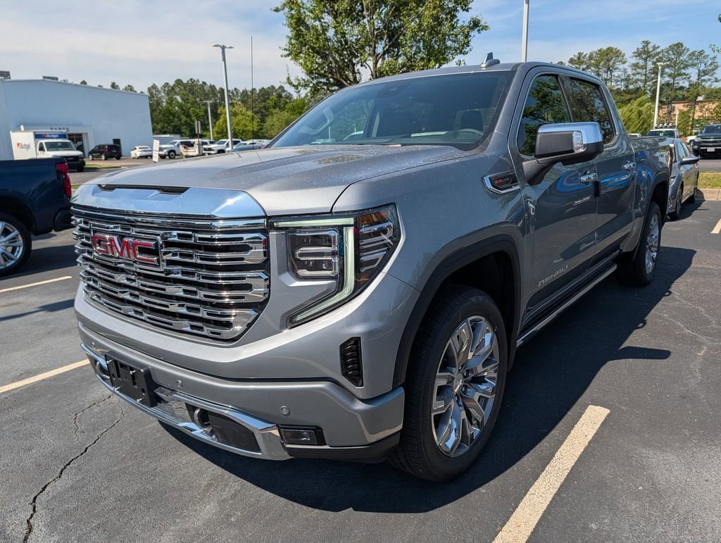New 2026 GMC Sierra 1500 Denali w/ Denali Reserve Package AWD/4WD image 4