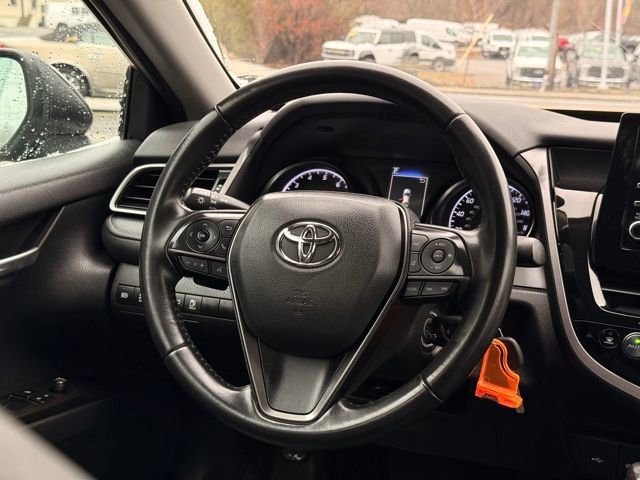 Used 2023 Toyota Camry SE FWD image 19