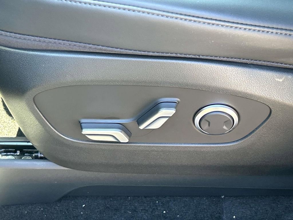 New 2026 Hyundai Ioniq 9 SEL image 16