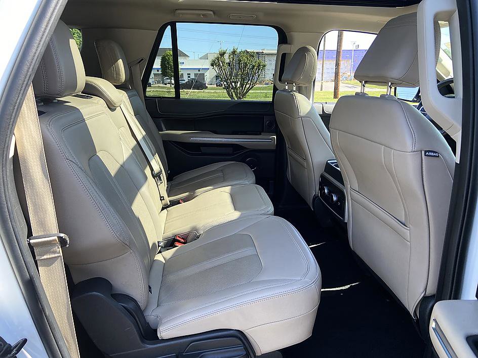 Used 2024 Ford Expedition Max Limited AWD/4WD image 19