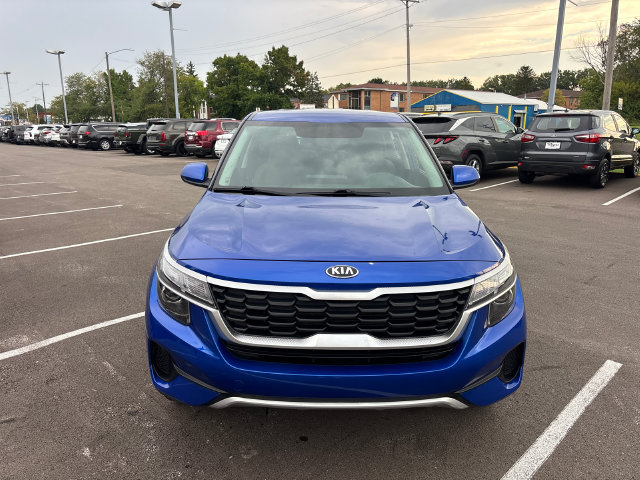 Used 2021 Kia Seltos LX AWD/4WD image 6