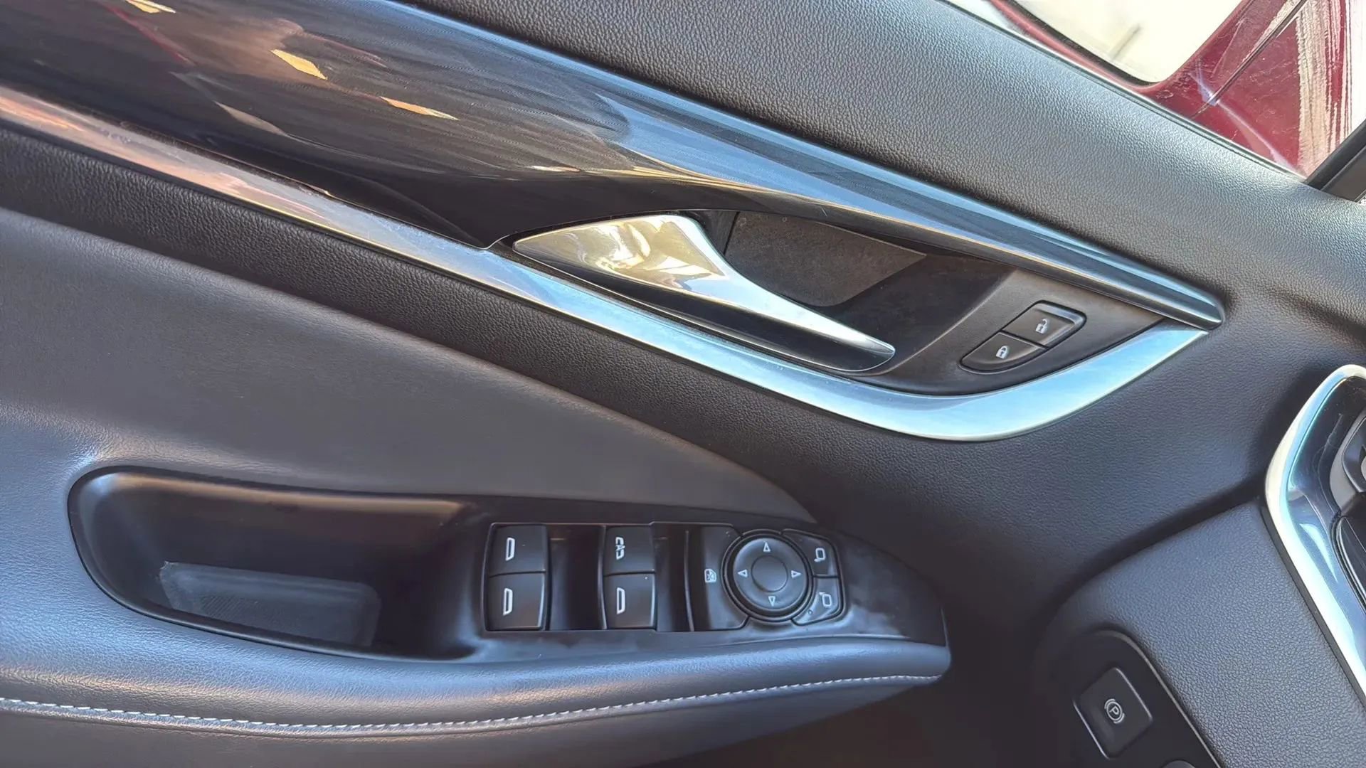 Used 2018 Buick Enclave Essence w/ Trailering Package image 21