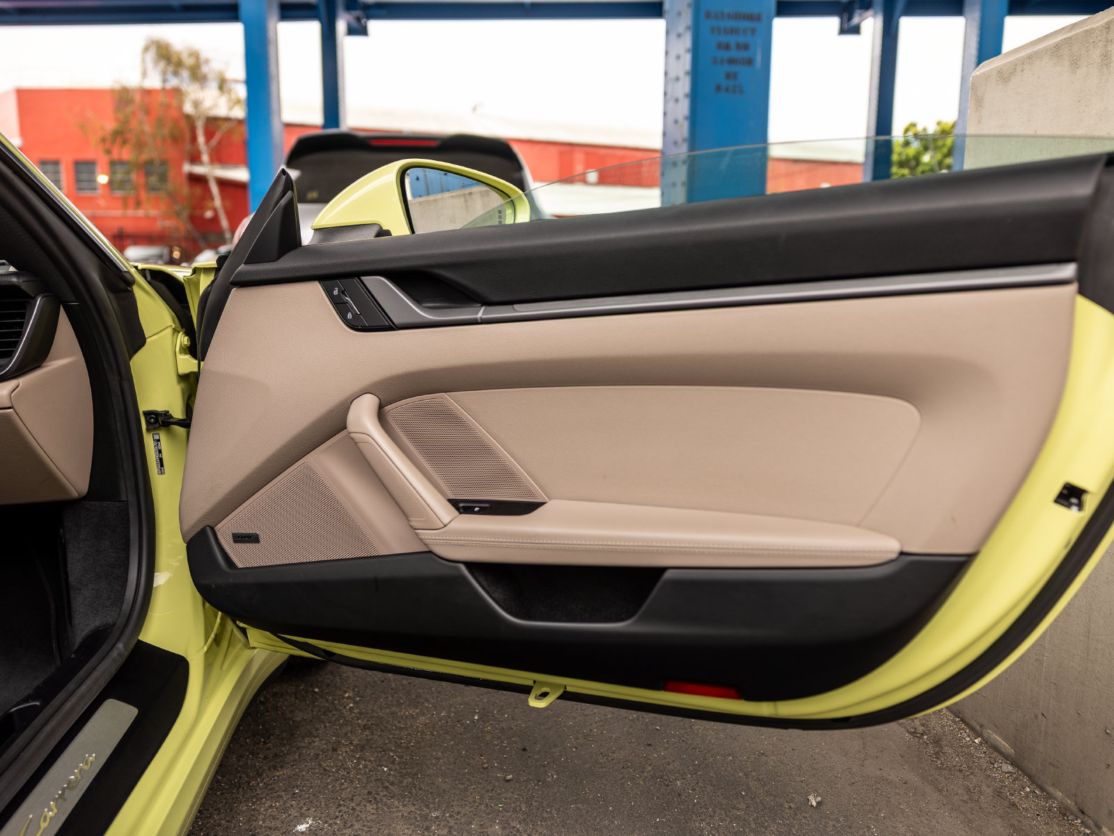 Certified 2025 Porsche 911 Carrera RWD image 35