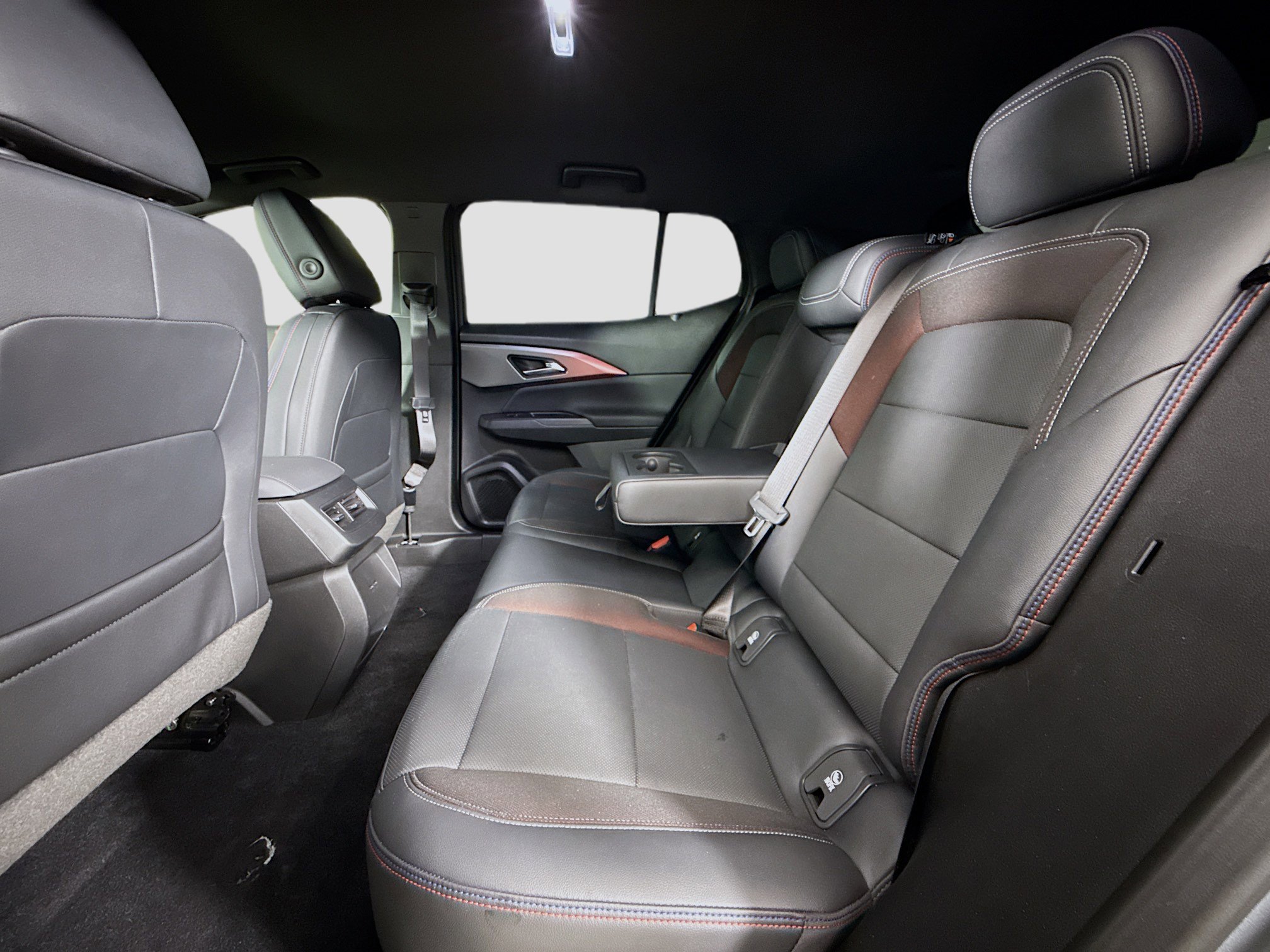 Used 2024 Chevrolet Equinox EV RS image 25