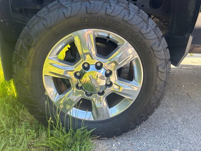 Used 2019 Chevrolet Silverado 2500 LTZ w/ Duramax Plus Package AWD/4WD image 8