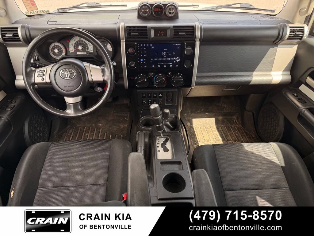 Used 2010 Toyota FJ Cruiser 4WD image 27