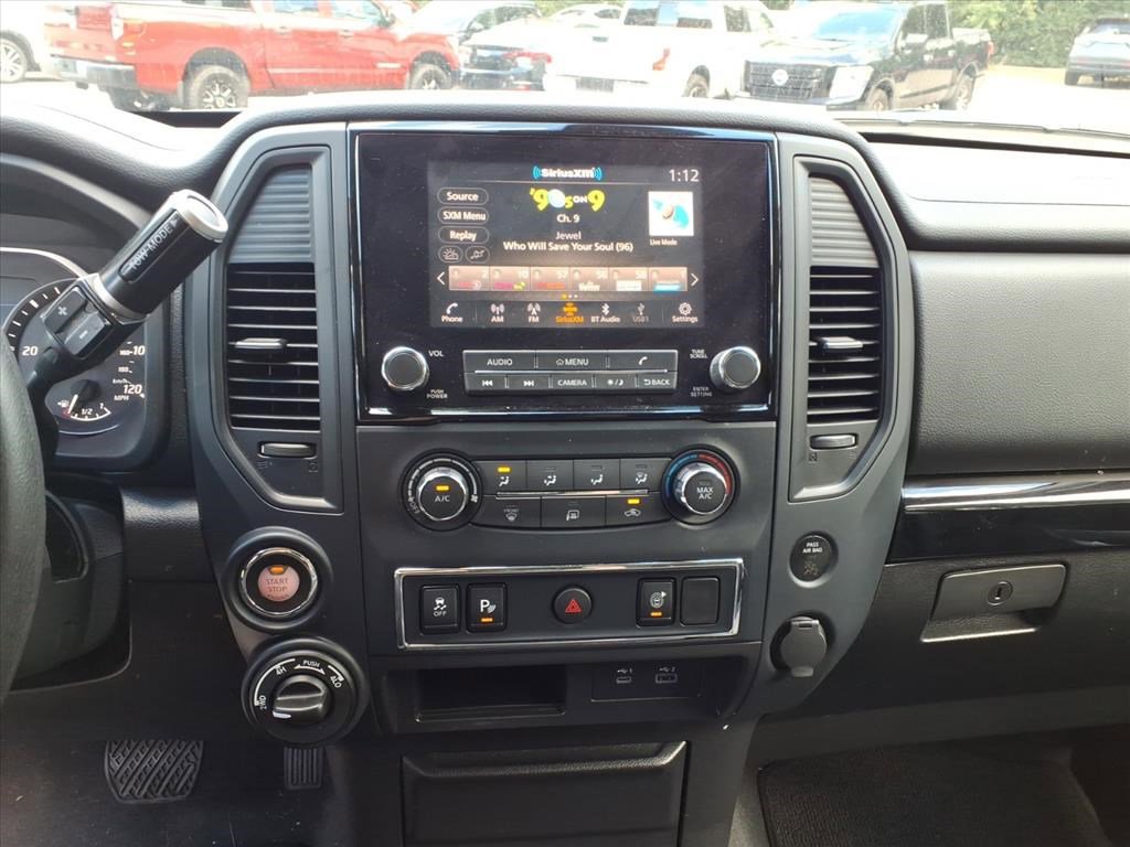 Used 2022 Nissan Titan SV w/ Accessory Utility Package image 18