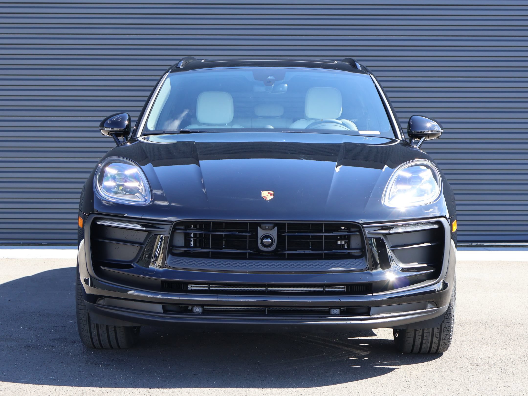New 2026 Porsche Macan AWD/4WD image 6