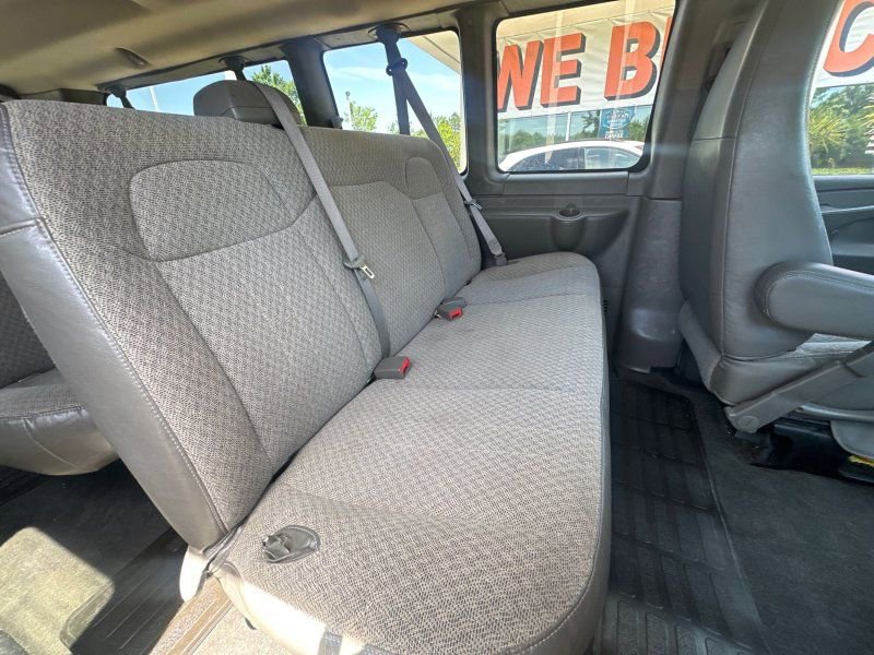 Used 2015 Chevrolet Express 3500 LT w/ LT Preferred Equipment Group RWD image 17