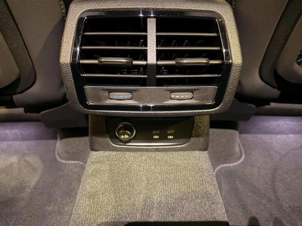 Used 2024 Audi Q3 2.0T Premium Plus image 34