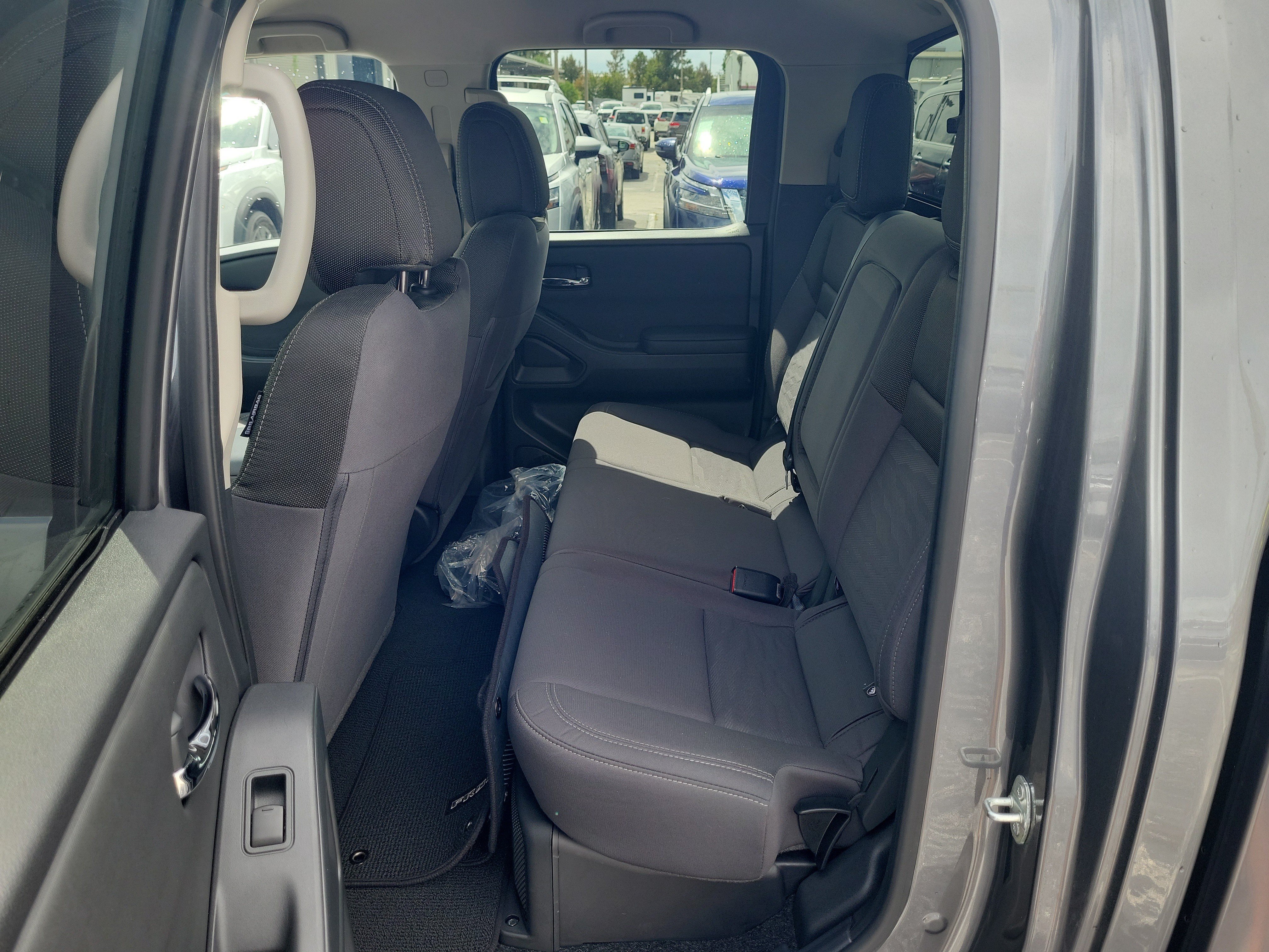 Certified 2024 Nissan Frontier SV w/ SV Convenience Package RWD image 13