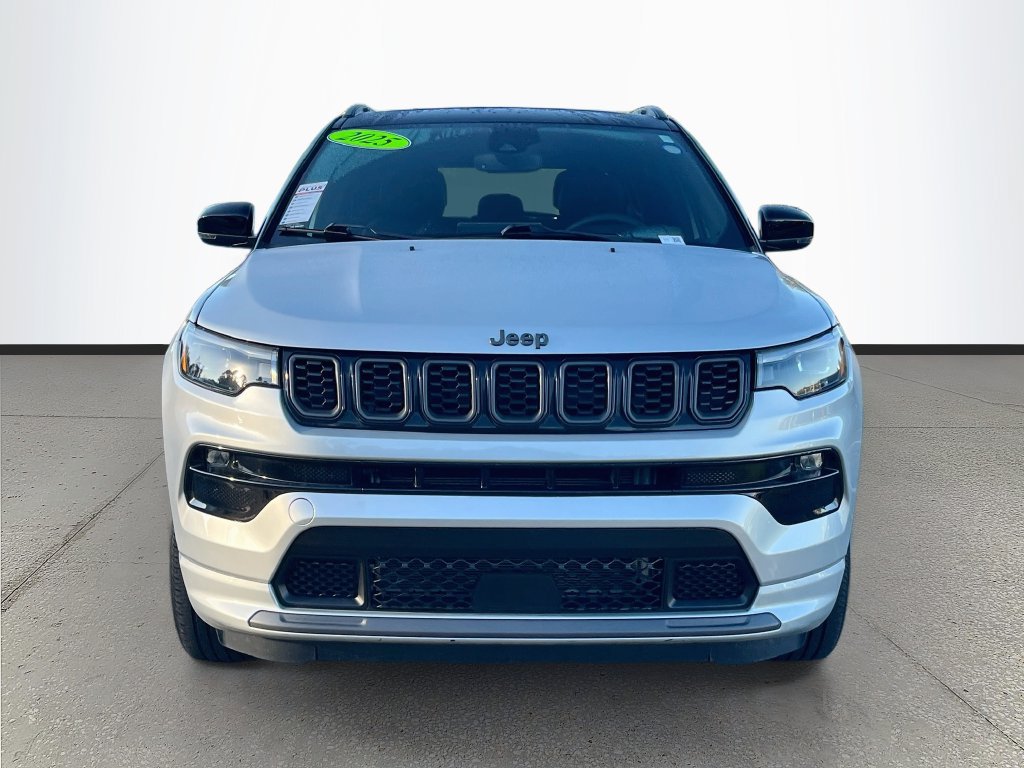 Used 2025 Jeep Compass Limited w/ High Altitude Package AWD/4WD image 2