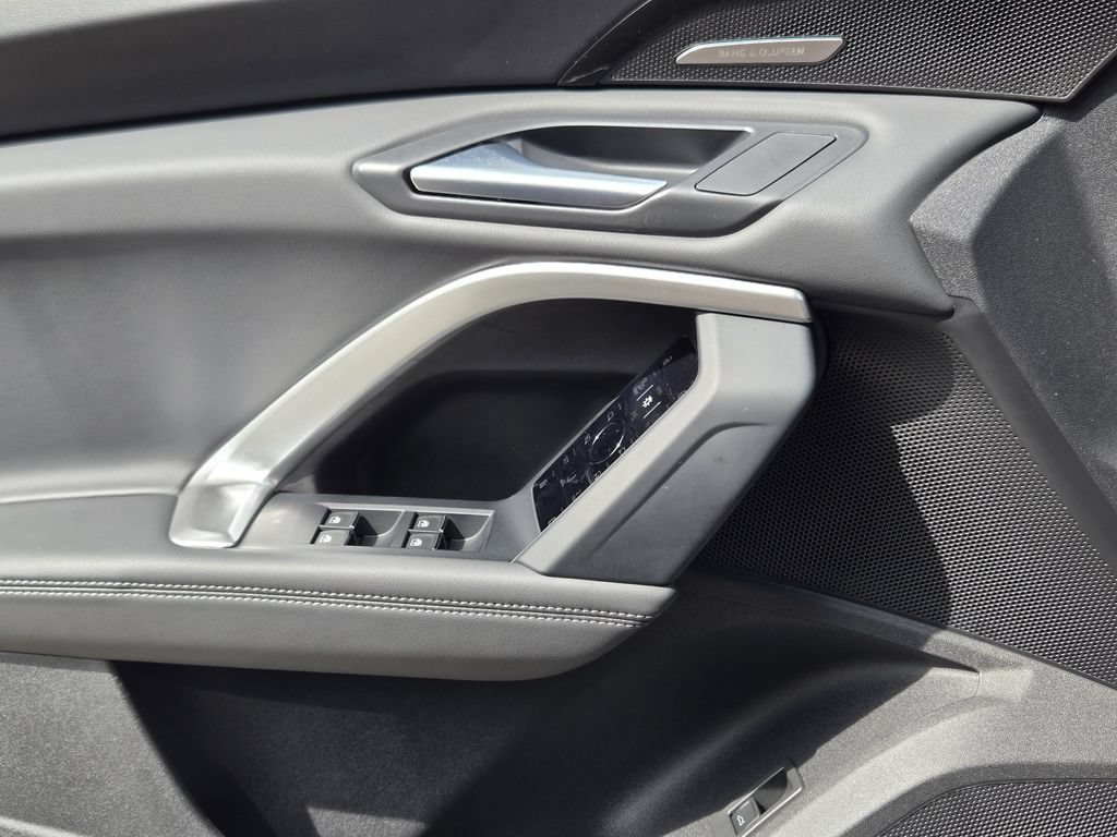 Certified 2025 Audi Q5 Premium Plus w/ Premium Plus AWD/4WD image 28