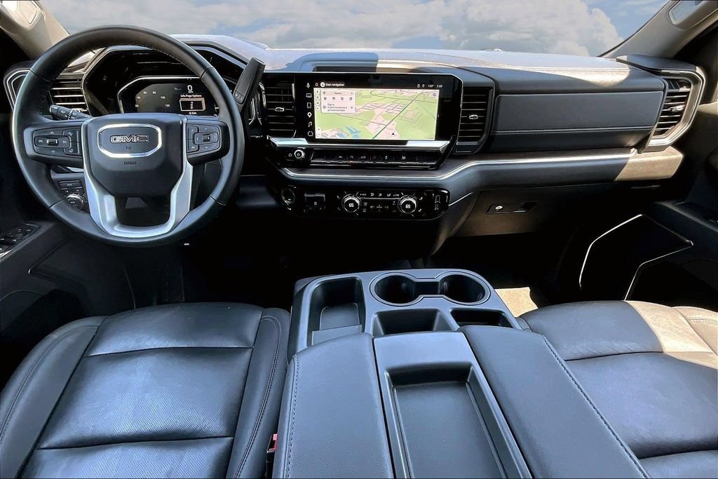 Used 2025 GMC Sierra 1500 SLT AWD/4WD image 10