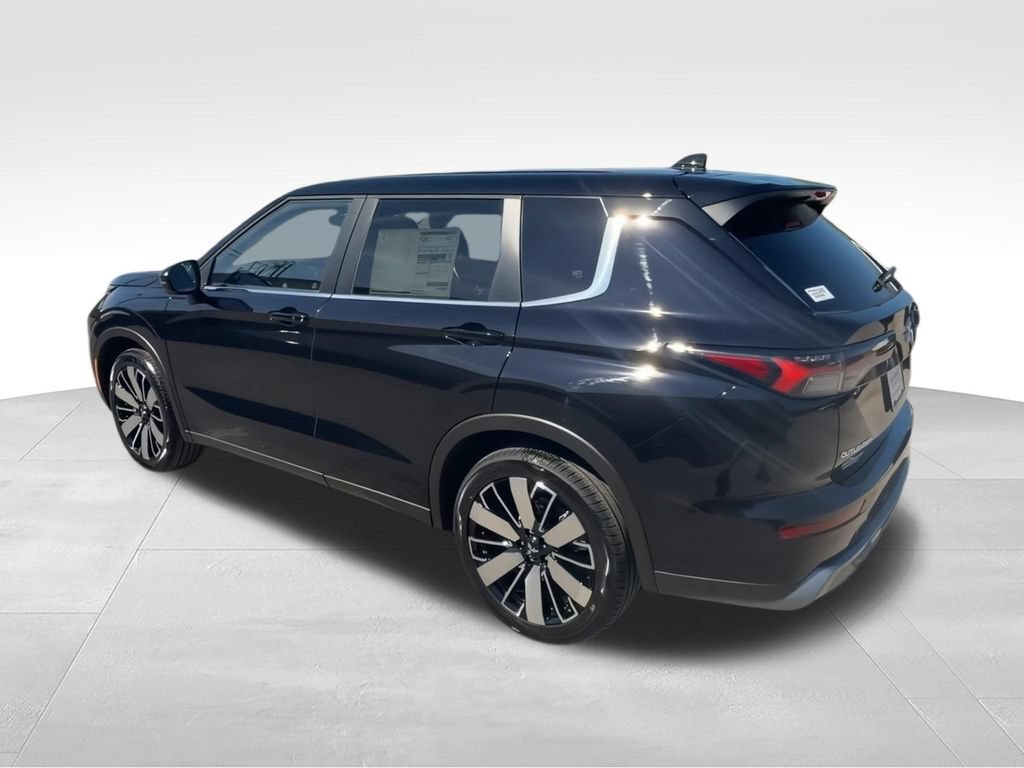 New 2026 Mitsubishi Outlander SE FWD image 6