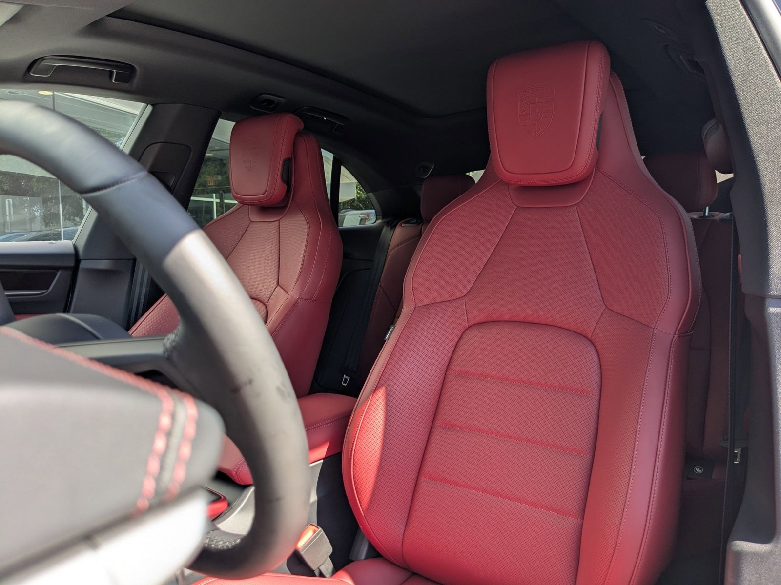 New 2025 Porsche Macan Electric image 5