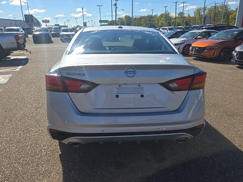 New 2025 Nissan Altima 2.5 SV w/ SV Special Edition Package image 6