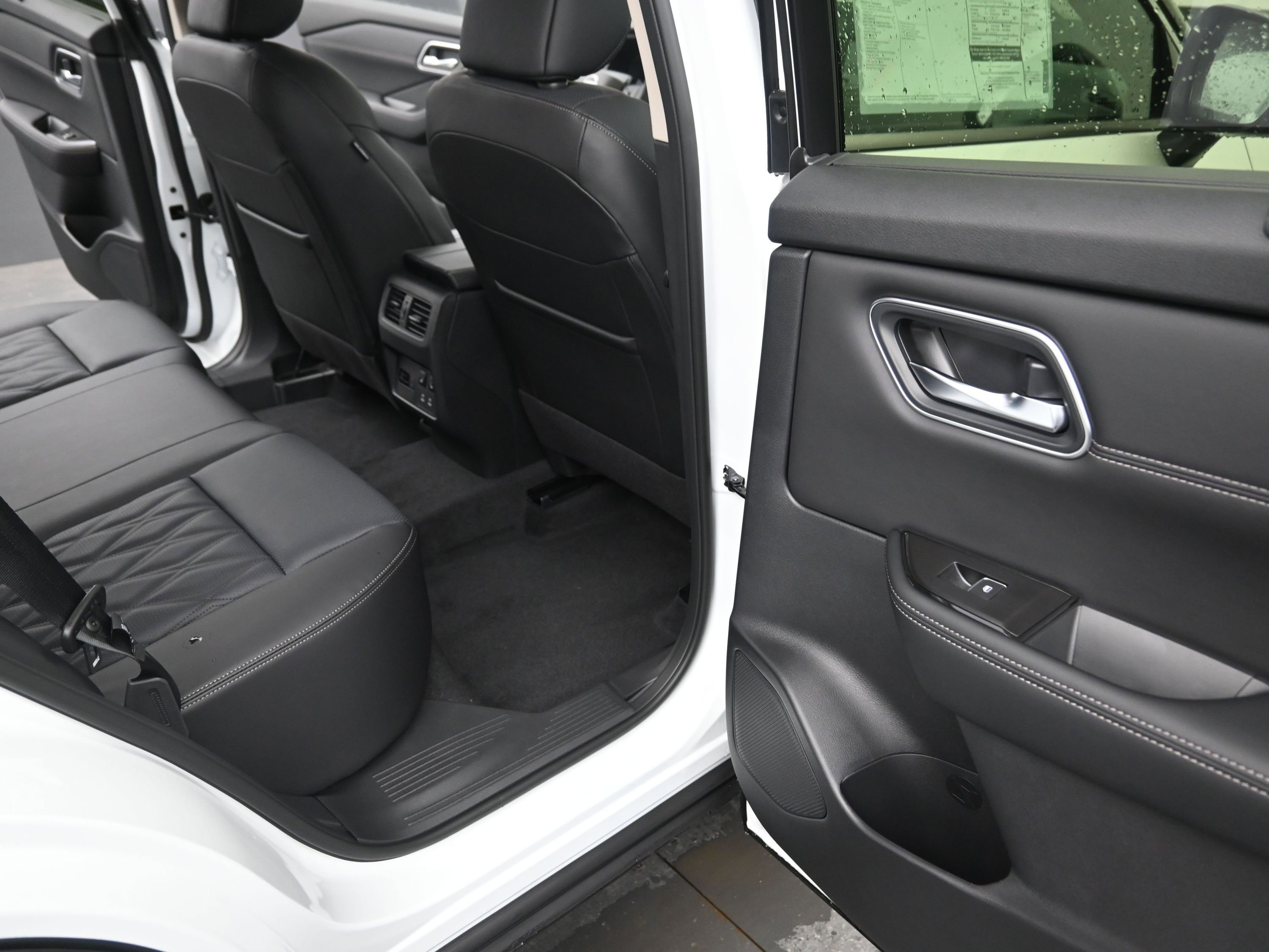 New 2026 Nissan Rogue Platinum w/ Platinum Premium Package AWD/4WD image 19