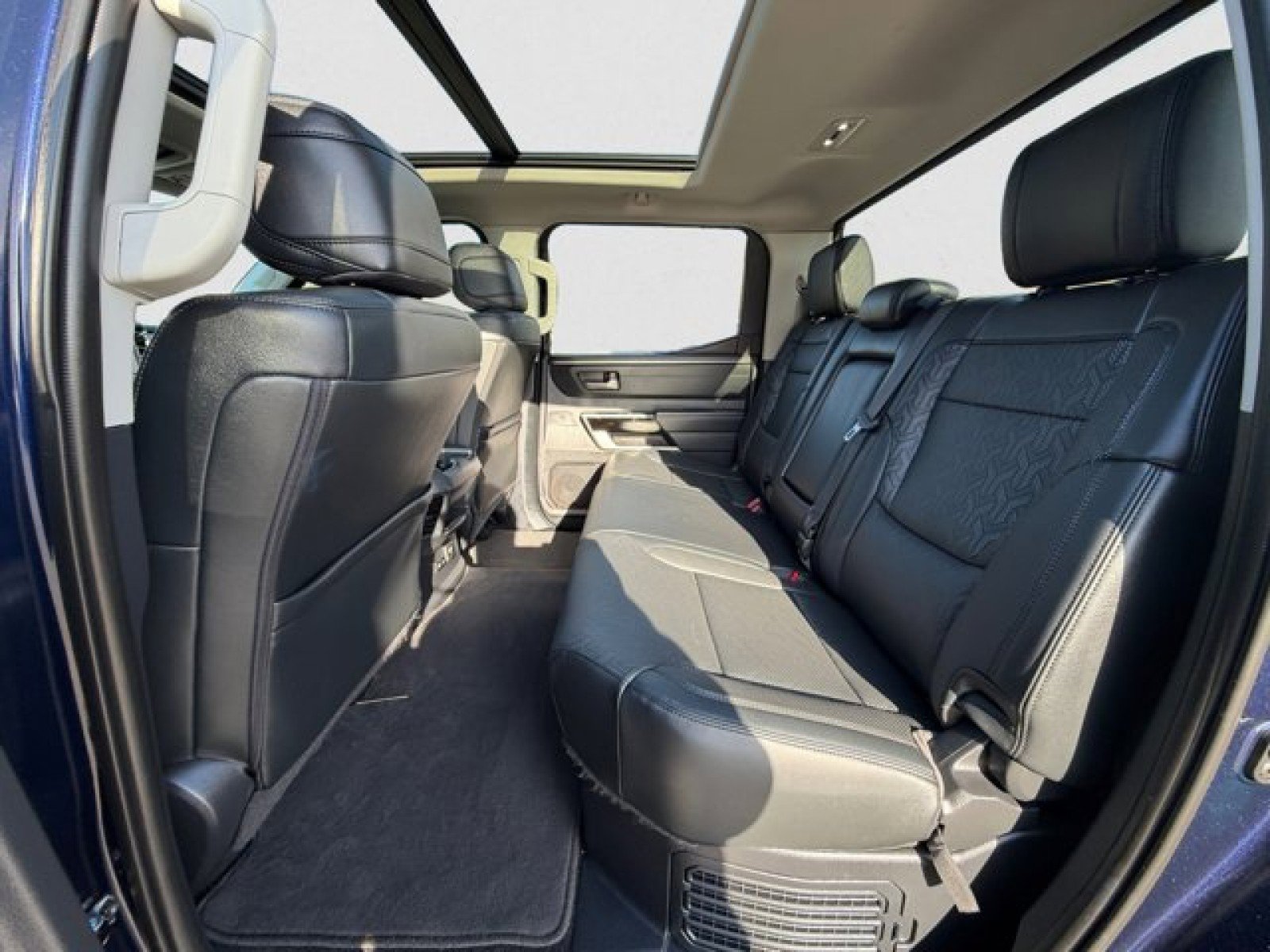 Used 2024 Toyota Tundra Limited image 18