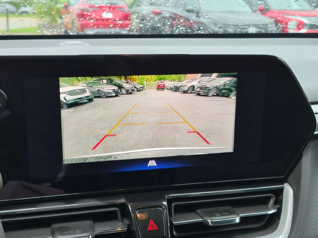 Used 2025 Chevrolet TrailBlazer LT AWD/4WD image 19