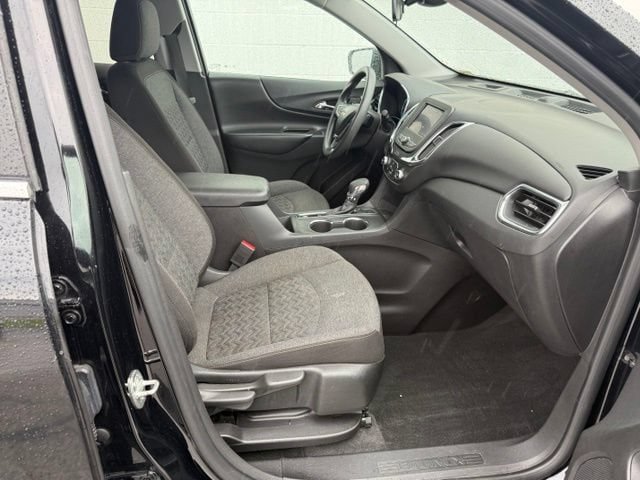 Used 2023 Chevrolet Equinox LT AWD/4WD image 18