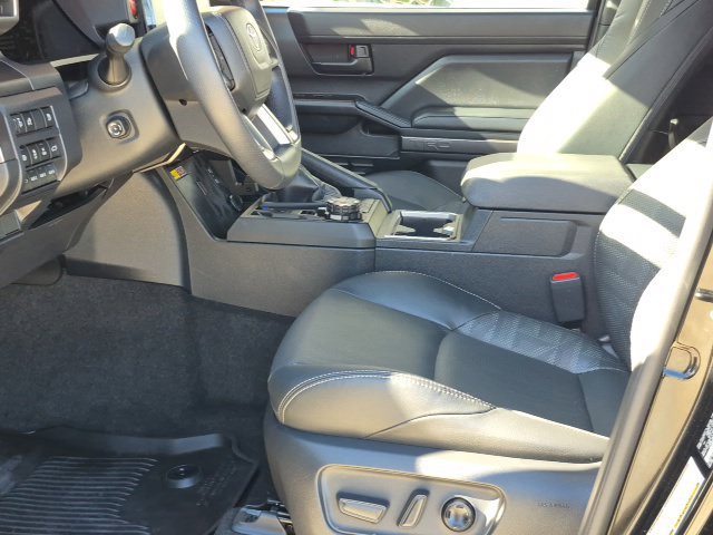 Used 2026 Toyota 4Runner TRD Off-Road Premium AWD/4WD image 17