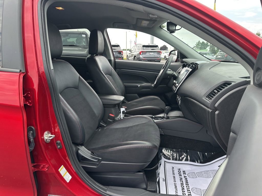 Used 2024 Mitsubishi Outlander Sport SE image 22