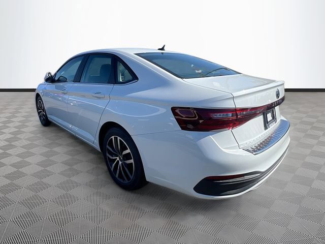 New 2025 Volkswagen Jetta SE image 5