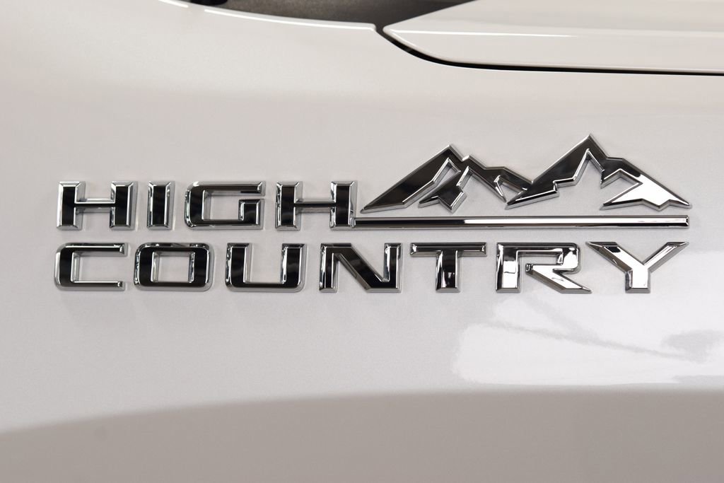 Used 2024 Chevrolet Silverado 1500 High Country w/ High Country Premium Package image 17