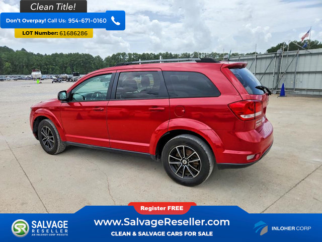 Used 2019 Dodge Journey SE w/ Connectivity Group FWD image 3