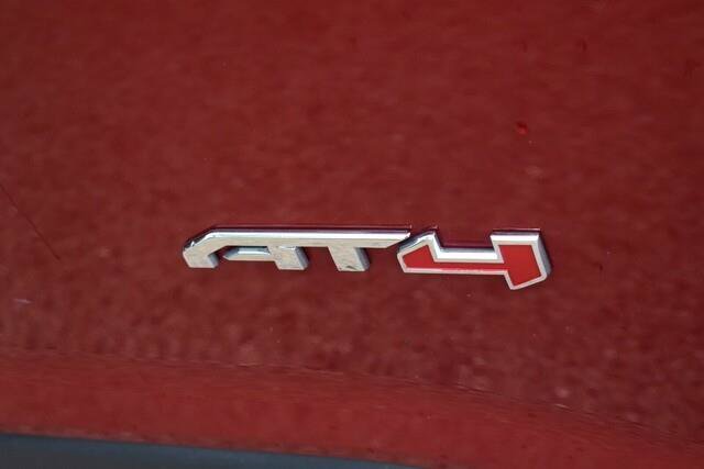 Used 2023 GMC Acadia AT4 w/ Trailering Package AWD/4WD image 14
