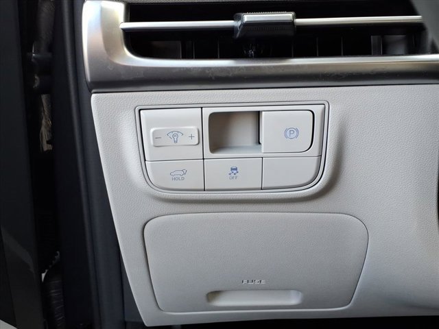 Used 2025 Hyundai Tucson Limited image 20